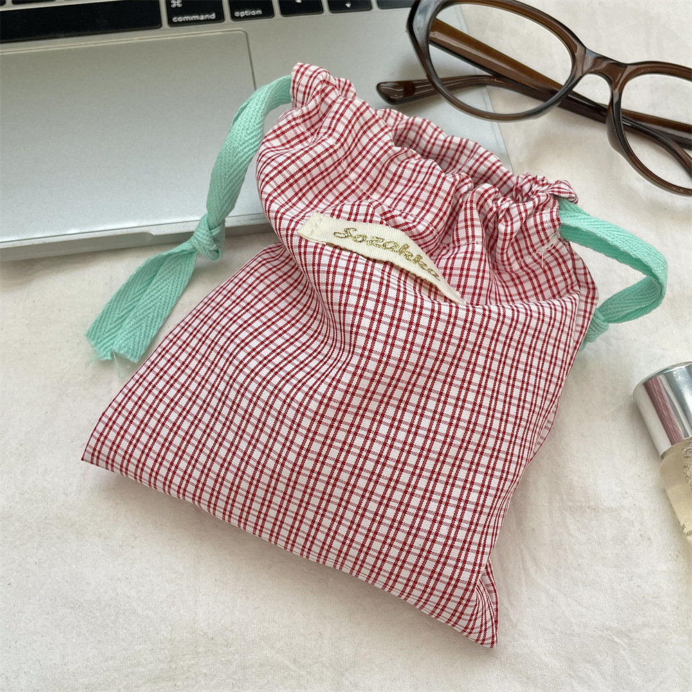New Plaid Storage Drawstring B - огляд і ціна Christmas Throw Blanket