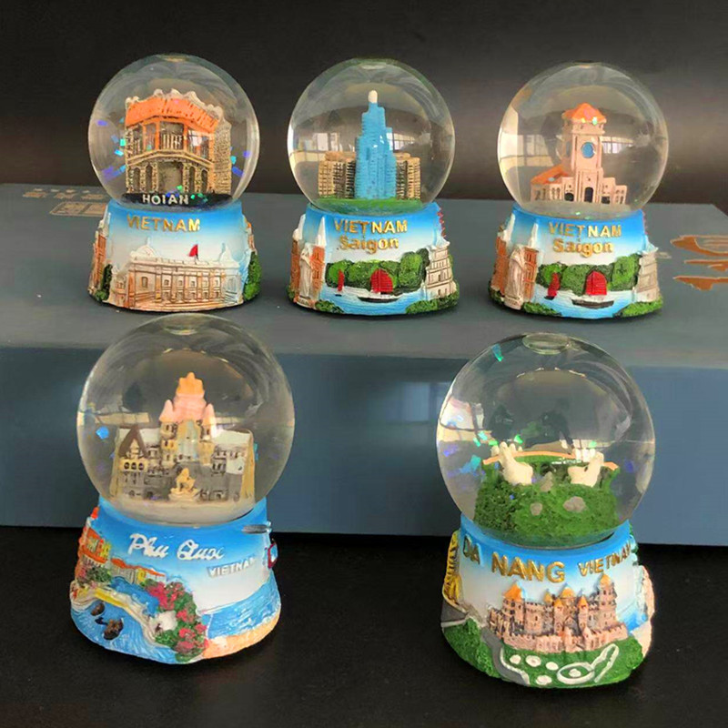 Exquisite Vietnamese Regional  - огляд і ціна Snow Globe Musical