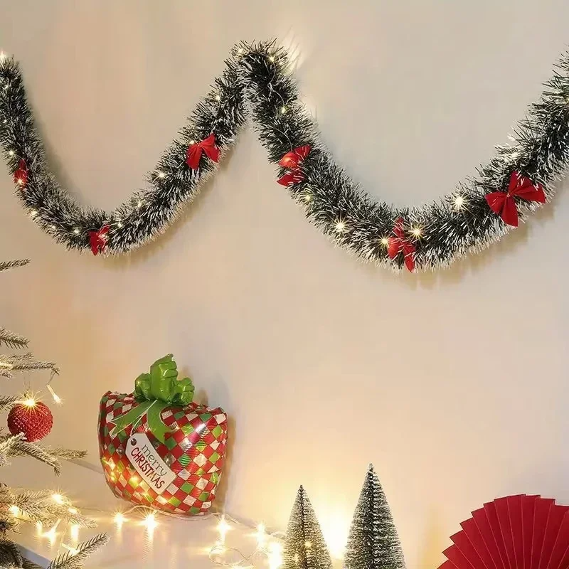 LED Christmas Tinsel Garland A - огляд і ціна Tinsel Garland Decoration