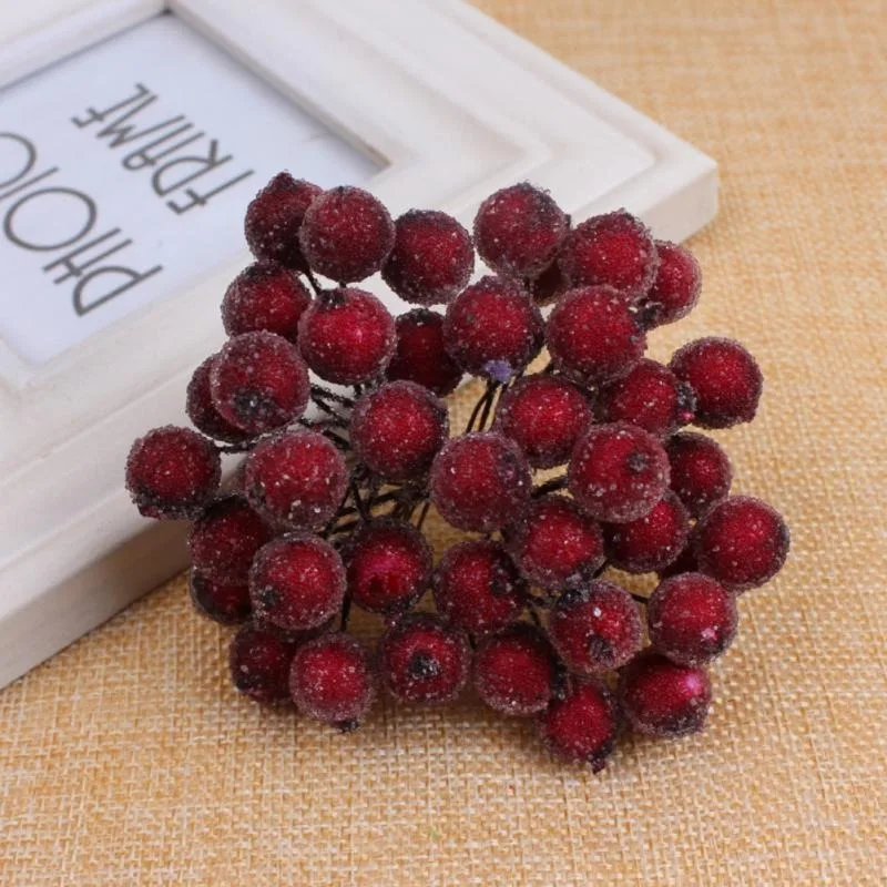 Artificial Frosted Holly Berri - огляд і ціна Christmas Wreath Fake